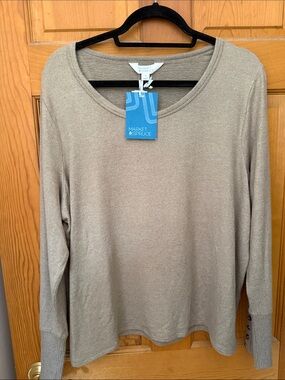 Market & Spruce Beige Heather Knit Top